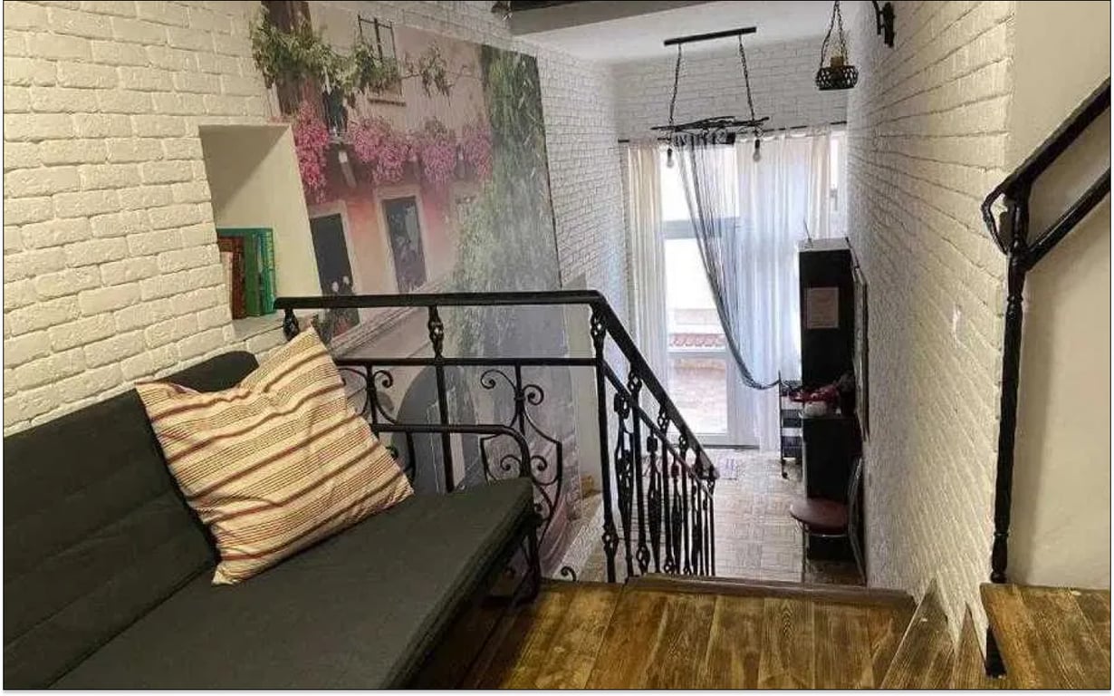 Дворівнева квартира в Одесі за 52 тис. доларів — але є нюанс - фото 1