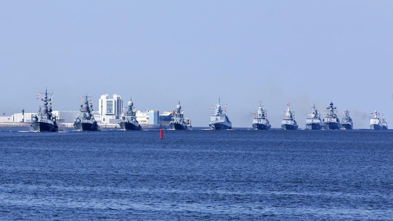 Кораблям РФ безпечніше перебувати у морі