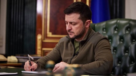 Зеленський звільнив трьох голів ОВА: оприлюднено укази - 285x160