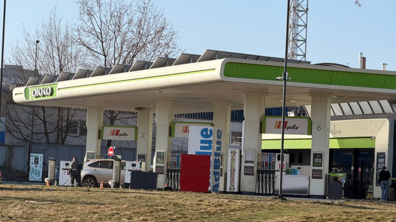 Дизель продають по 96,90: ціни на паливо в Харкові сьогодні