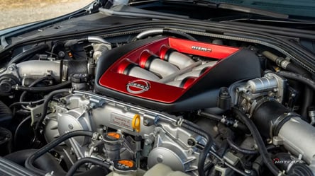 Найпотужніший двигун у японському серійному автомобілі - 285x160