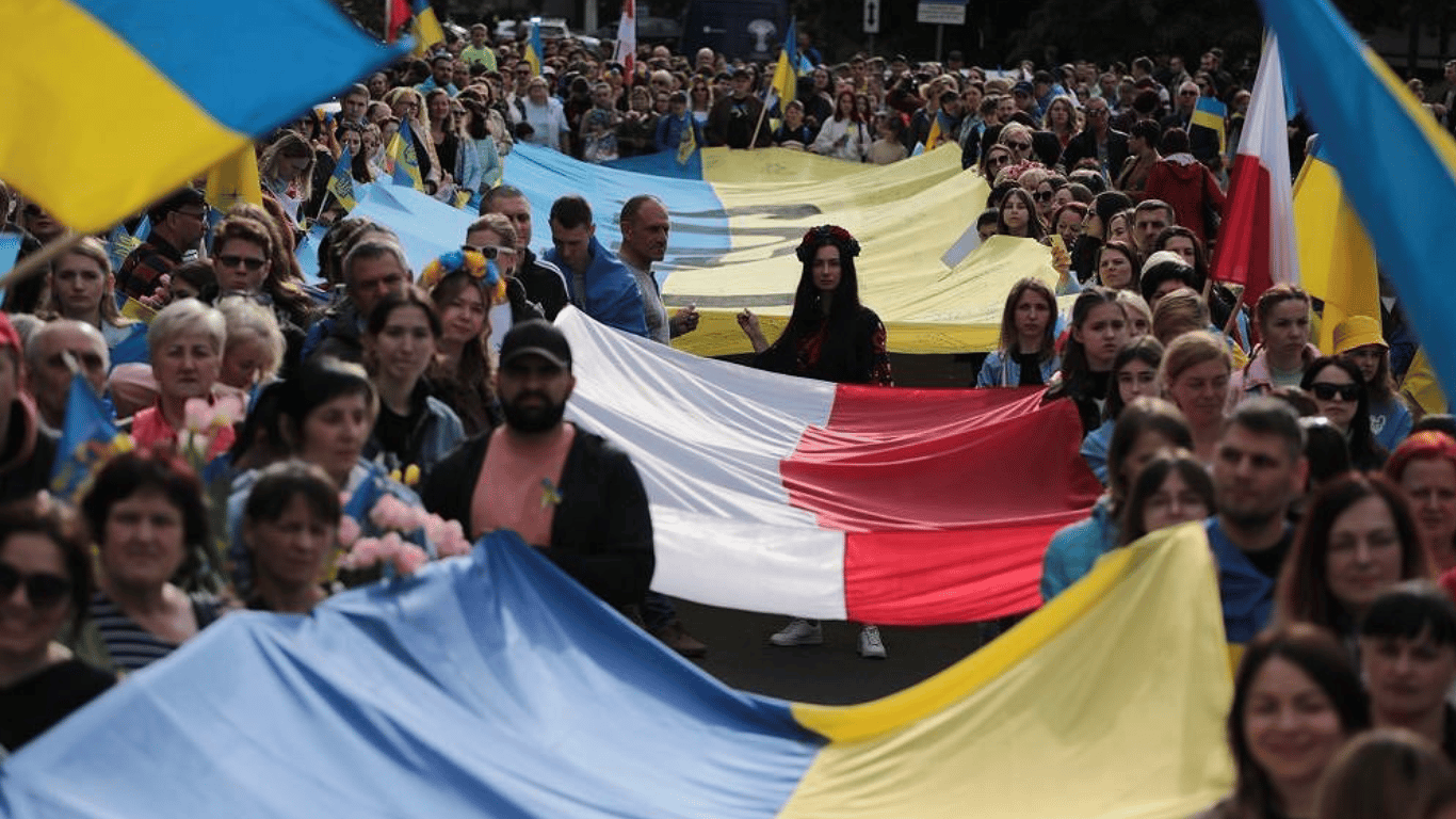 Временная защита беженцев — в МИД Польши сделали важное заявление