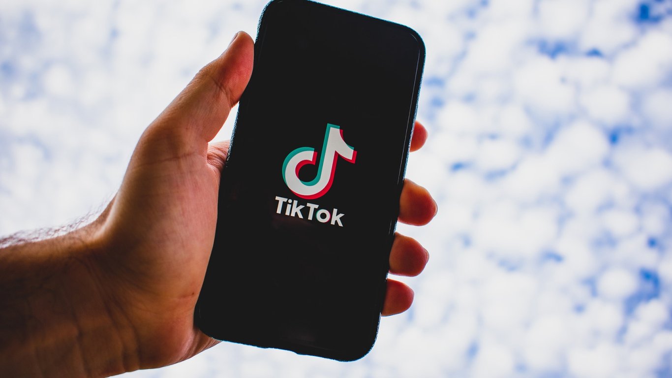 В Конгрессе заявили, что Китай скрывает, что имеет доступ к данным пользователей TikTok