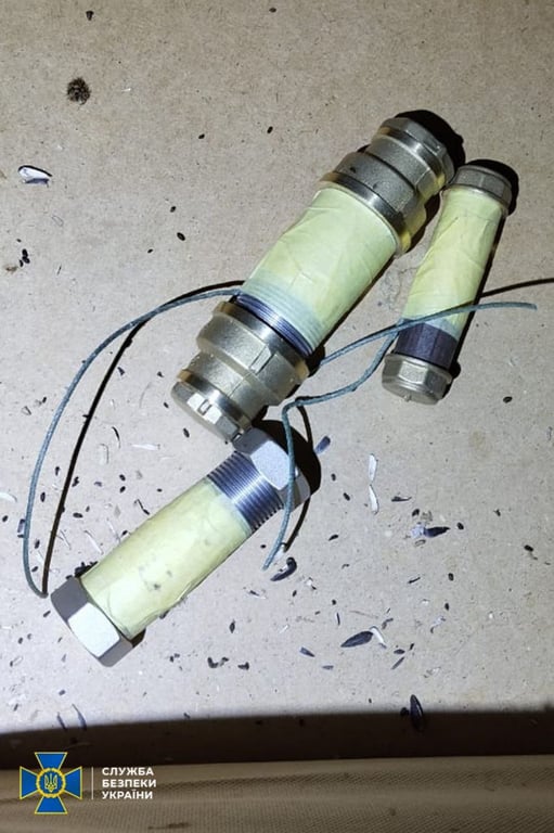 Вибухівка волонтери напад