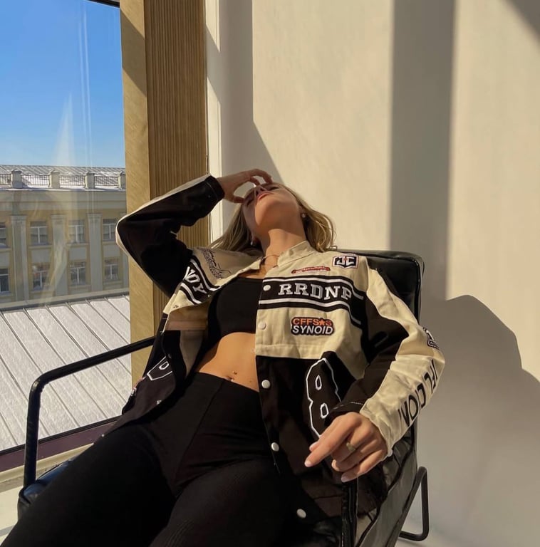 Мотокуртки стали антитрендом цього сезону