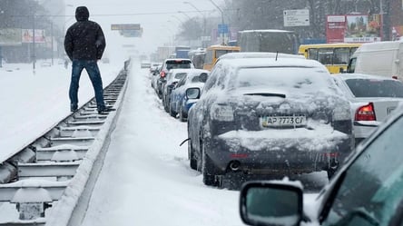 У Києві триває негода — яка ситуація на дорогах столиці зараз - 285x160
