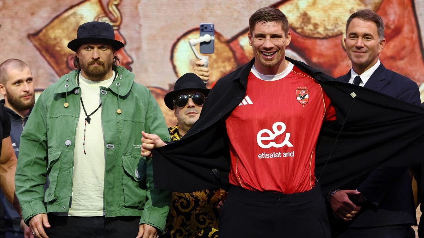 Верхувен пообещал Усику, что идет забрать его пояса