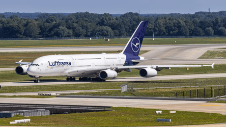 Конец эпохи суперджамбо — Lufthansa сокращает рейсы A380 - 285x160