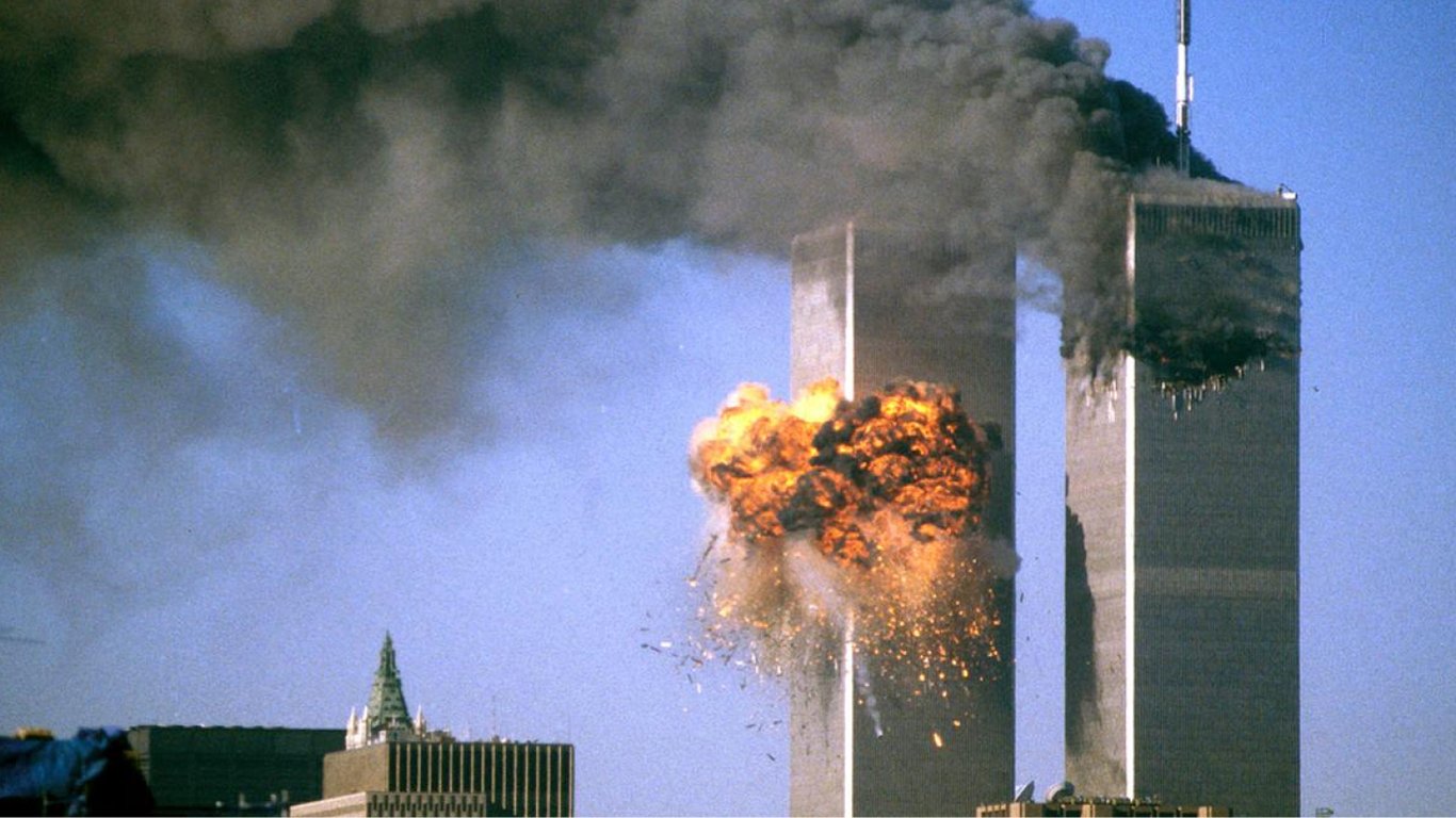 Роковини теракту 11 вересня в США: що відбувалося та архівні фото з місця трагедії