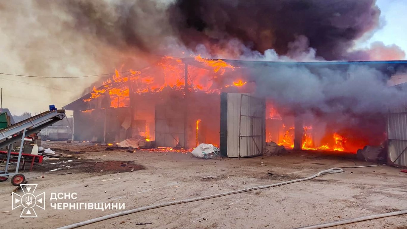 На Чернігівщині через російські атаки травмовано двох людей - фото 2