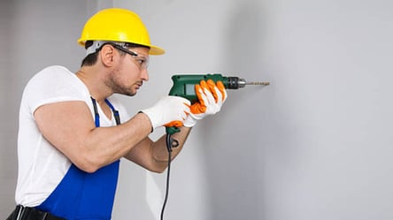 Нова вакансія в "Азов" — треба працювати з електроінструментом - 290x160