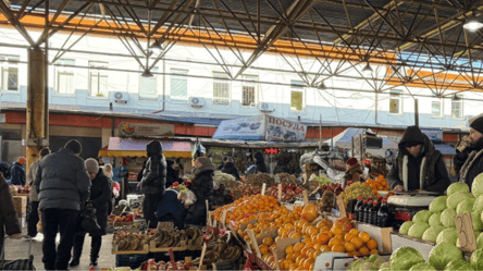 Фрукти на одеському ринку — як змінилися ціни у новому році - 285x160