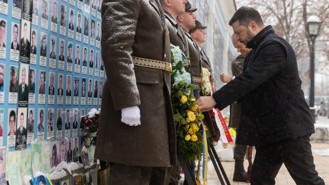 Покладання квітів Зеленський