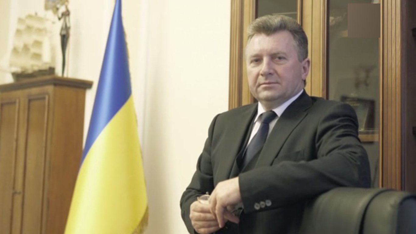 Українці довічно платитимуть судді, який незаконно заволодів землею на Київщині