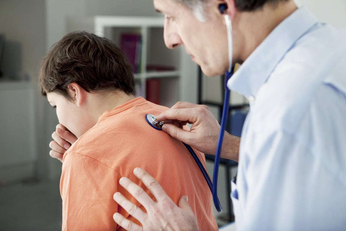 Чому кашлюк повернувся в Україну та скільки випадків зафіксовано