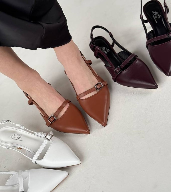 Туфлі з гострим носом краще відкласти подалі