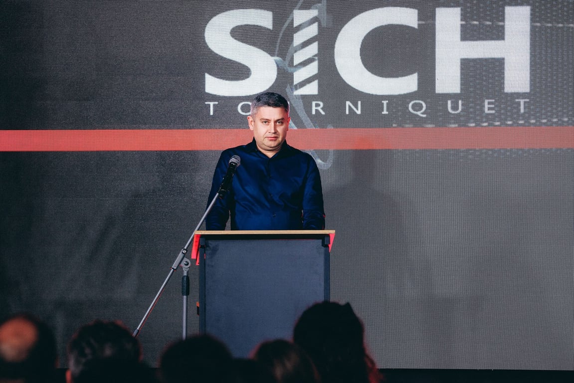 Олександр Гадомський "СІЧ Україна"