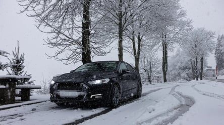 В Ford объяснили, зачем компания уничтожила седаны - 285x160