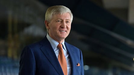 Ахметов порушив обіцянку та вперше з 2014 року відвідав матч Шахтаря - 285x160