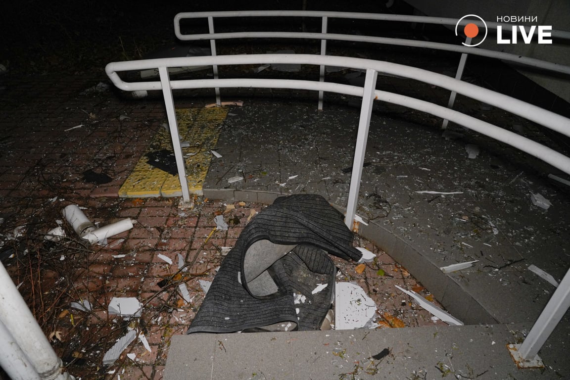 На медзаклад впали уламки БпЛА