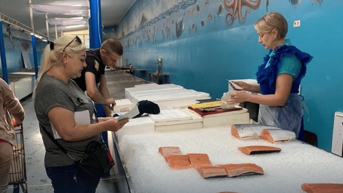 Одеські базари перевіряють на наявність риби та морепродуктів