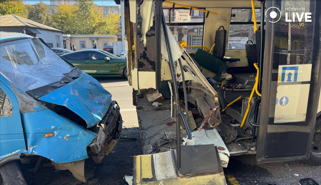 дтп за увасті вантажівки