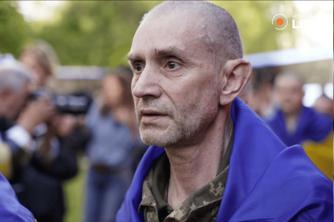 How Ukrainians met heroes from Russian captivity - photos - photo 8