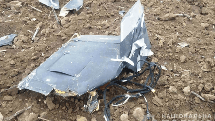 В одном из районов Киева обнаружили обломки вражеского беспилотника — детали КГВА - 285x160