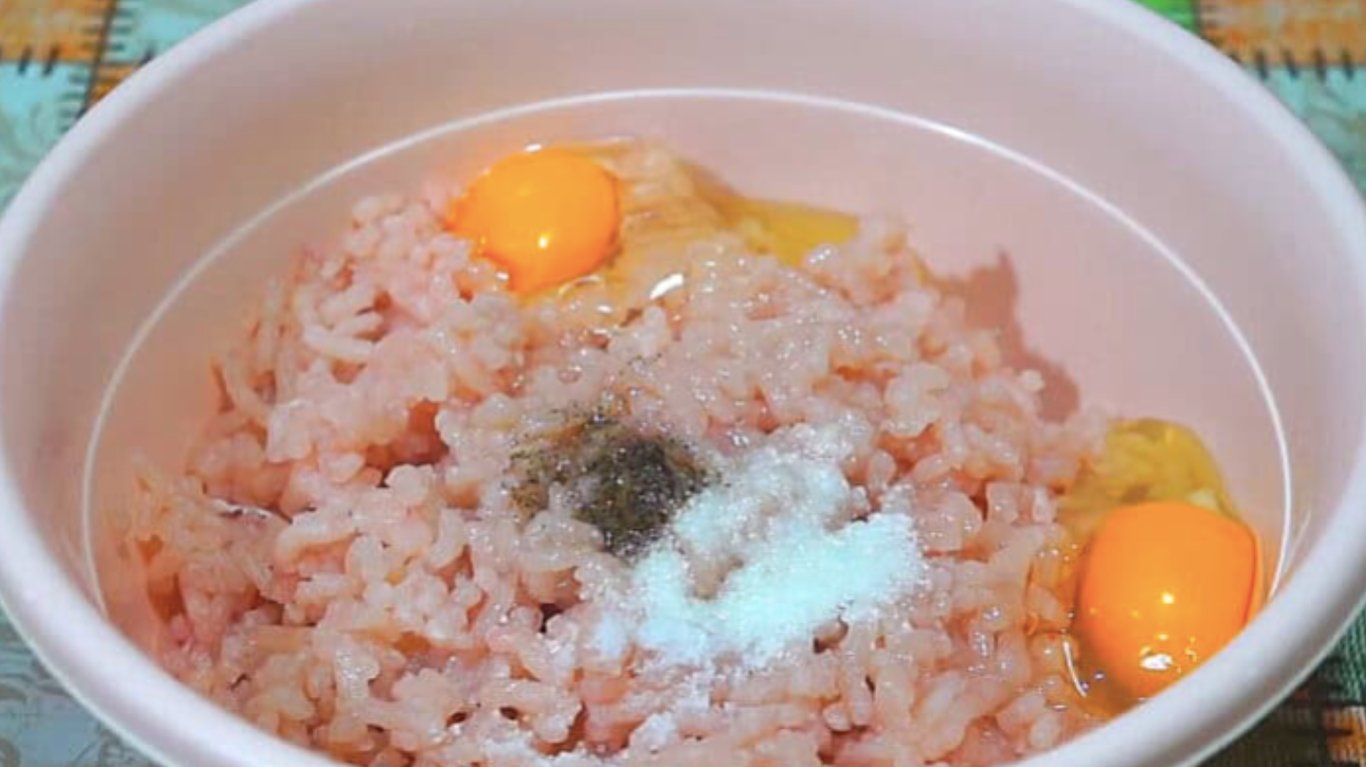 курячі биточки з ананасом