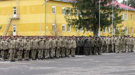 В Закарпатье военный отказался выполнять приказ командира — как его наказал суд - 290x166