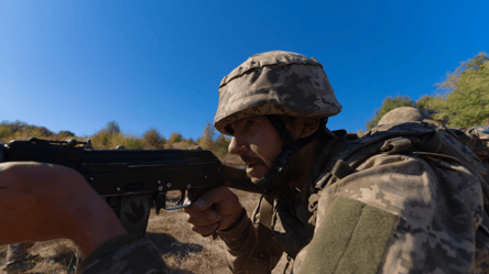 ВИЧ у жены — можно ли уволиться из ВСУ - 285x160