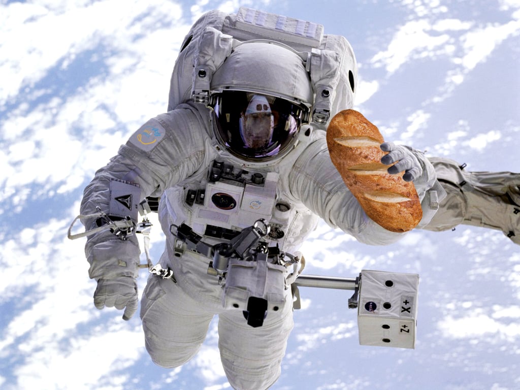 Почему астронавты не едят хлеб