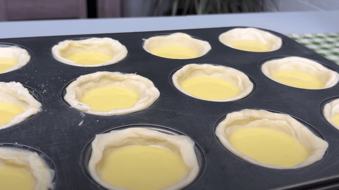 рецепт десерту з заварним кремом