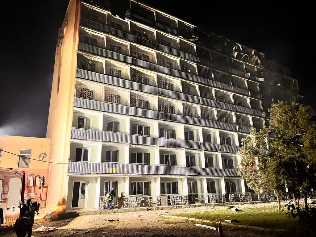 Російська ракетна атака на Одещину — зруйнована база відпочинку, фото - фото 2