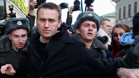 CША в пятницу объявят масштабный пакет антироссийских санкций из-за смерти Навального - 285x160