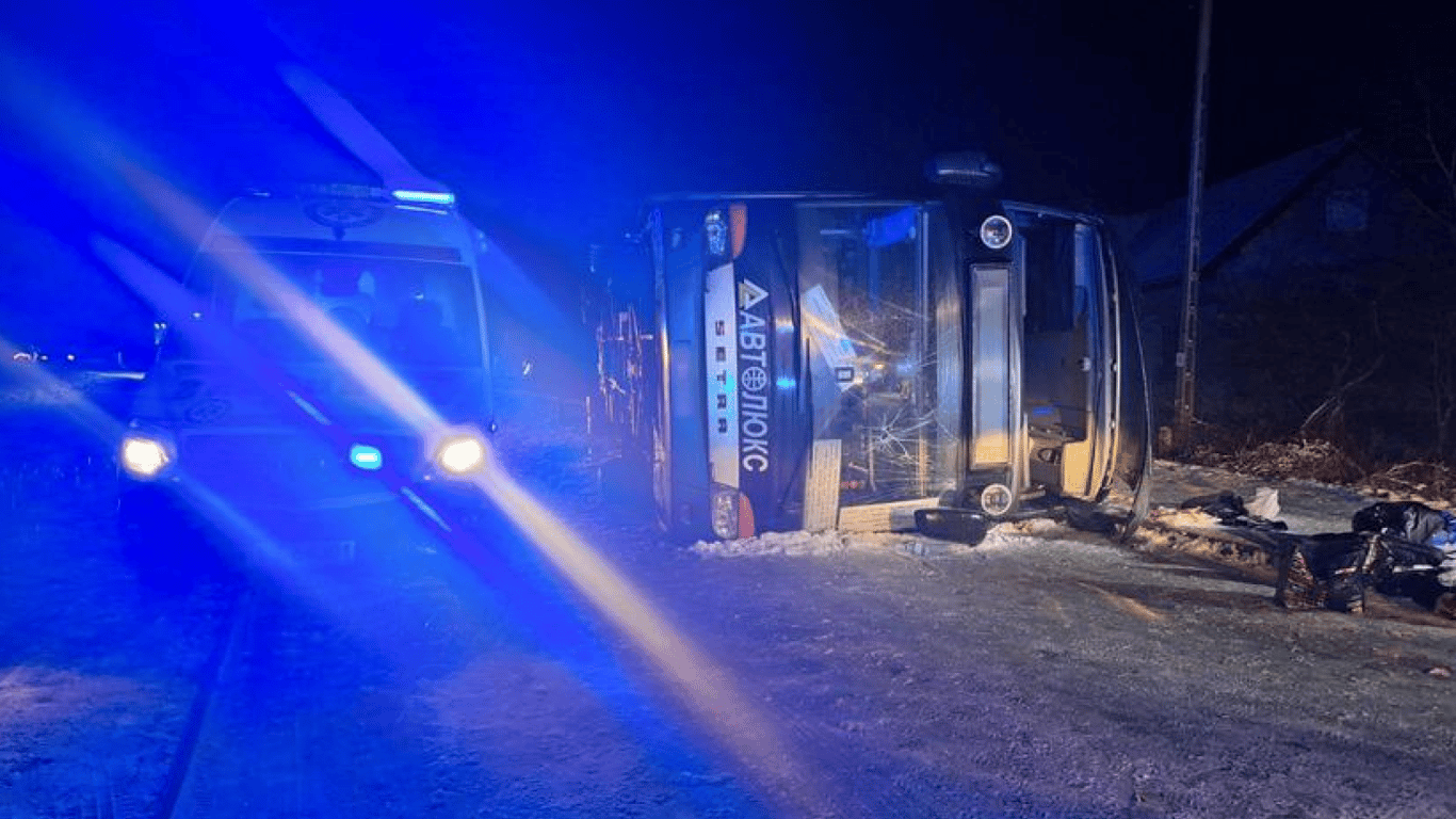 В Польше автобус с украинцами попал в ДТП — есть пострадавшие
