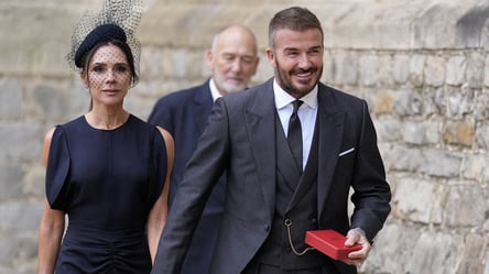 Різдвяний декор Бекхемів вразив бездоганним смаком (відео) - 285x160