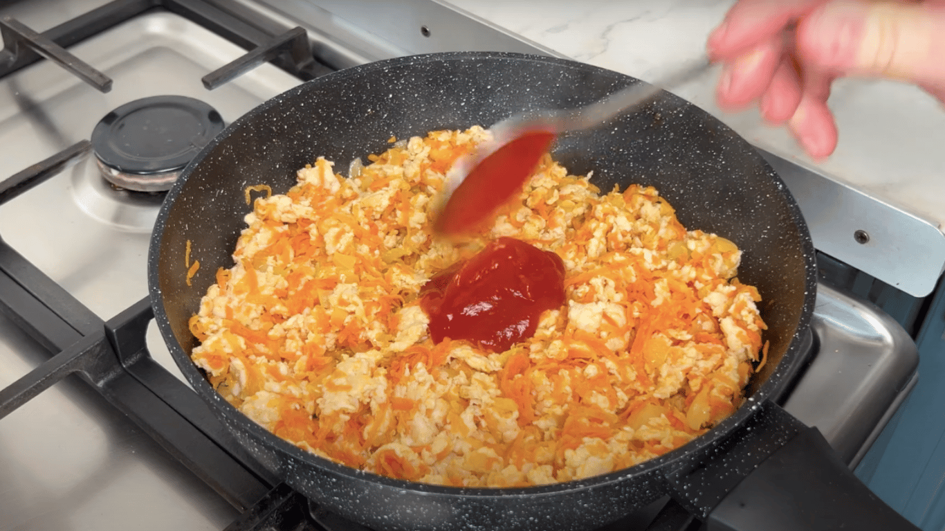 смачна лазанья з кабачків із м’ясом та соусом бешамель