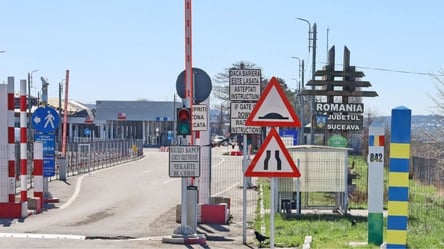 На кордоні з Румунією почали розвертати авто з Одещини - 290x166