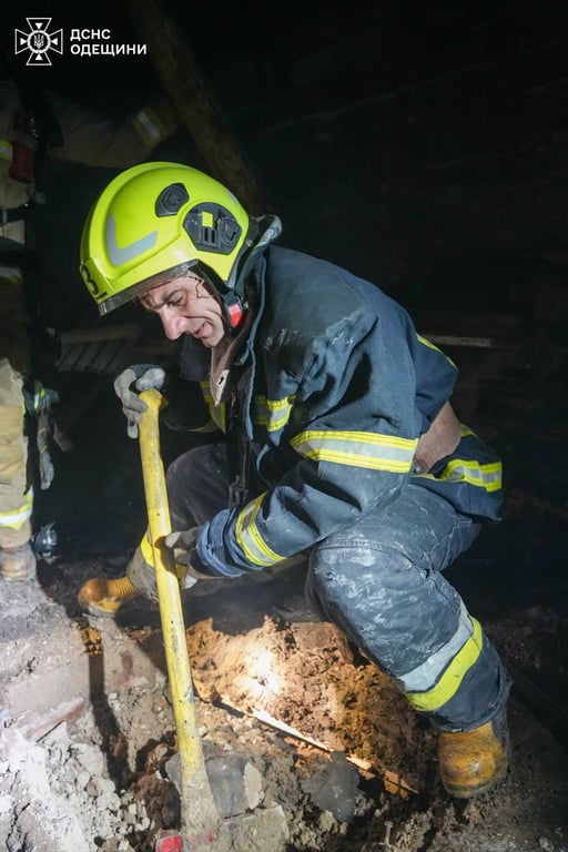 Пожежа в центрі Одеси — загорілася квартира на Спиридонівській - фото 3