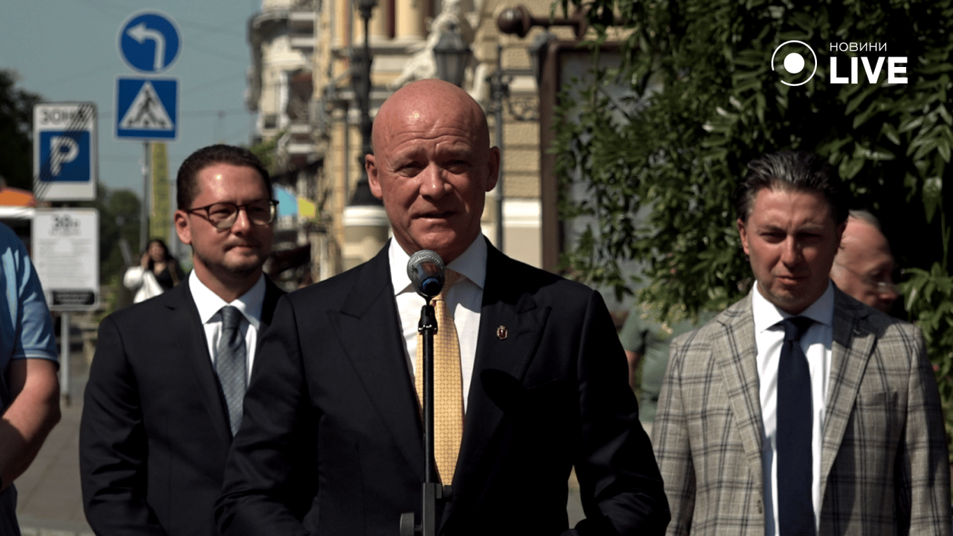 В Одесі на Алеї зірок відкрили ще одне ім'я - кому - фото 4