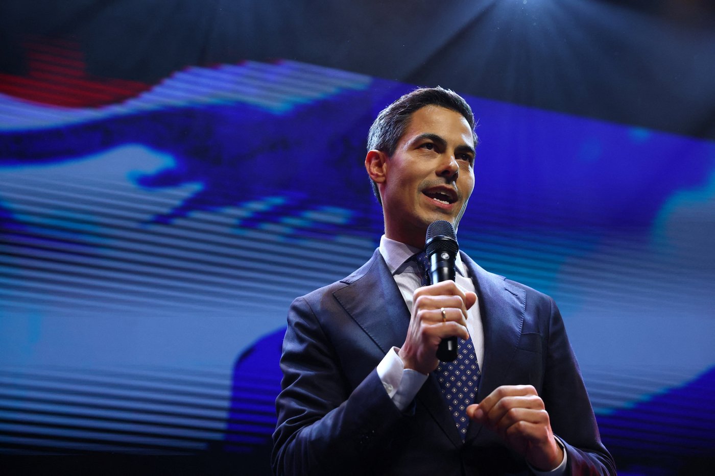 Роб Єттен Україна