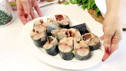 Ідеальна малосольна скумбрія за добу — перевірений рецепт - 285x160