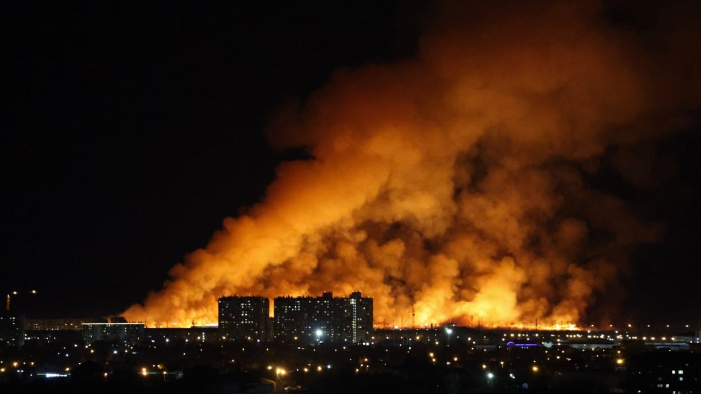 В Тюмени произошел масштабный пожар: что загорелось