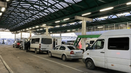 Виїзд до Молдови ускладнений — ситуація на трасі Одеса-Рені - 285x160