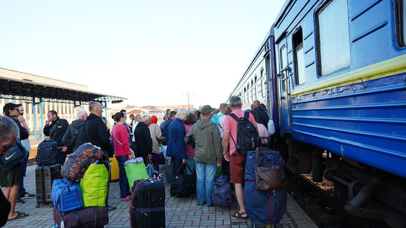 Укрзалізниця призначила додатковий поїзд Київ-Суми, розклад курсування