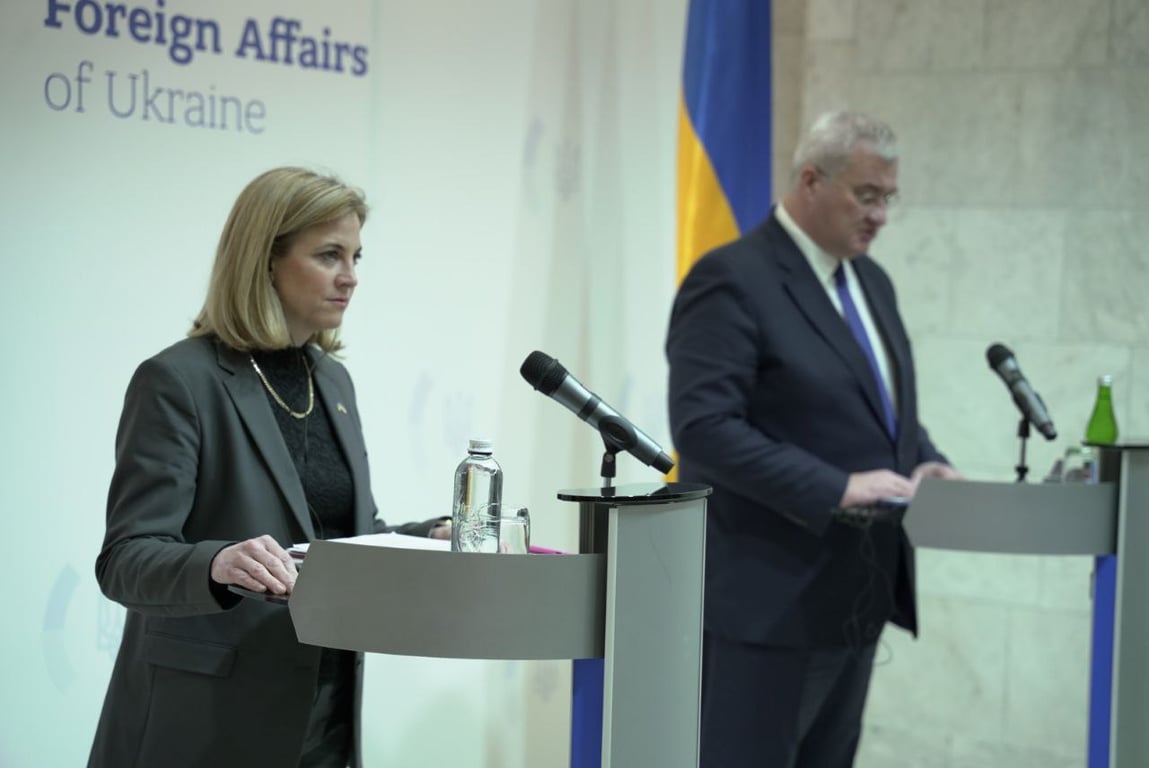 зустріч Сибіги з очільницею МЗС Австрії