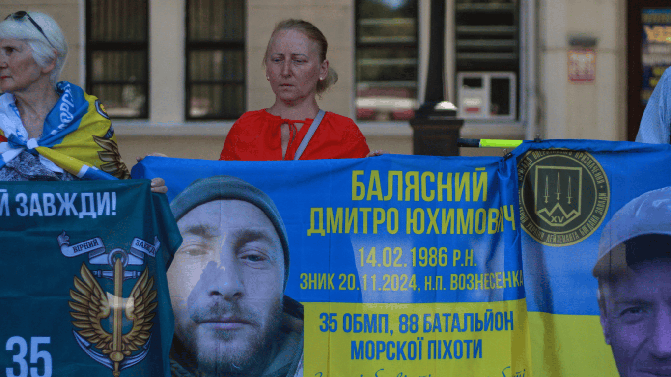 В Одесі нагадали про полонених — фоторепортаж з акції - фото 3