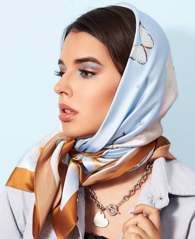 Хустка може стати головним аксесуаром весни-2025