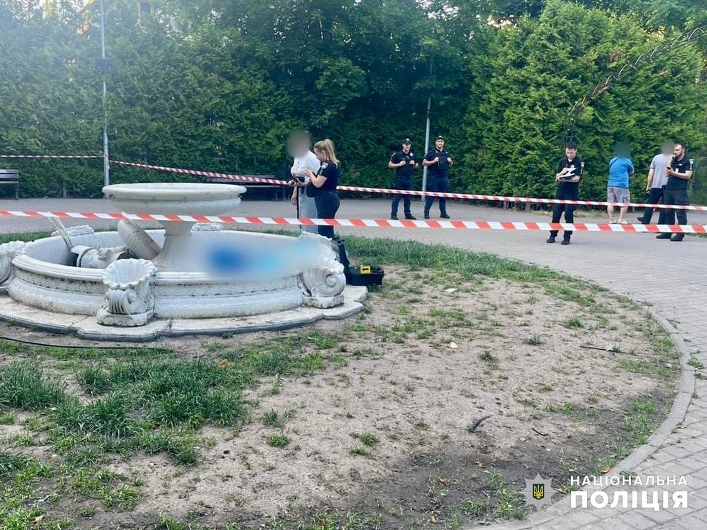 Трагедія в Одесі — підліток загинув від обвалення бетону - фото 1